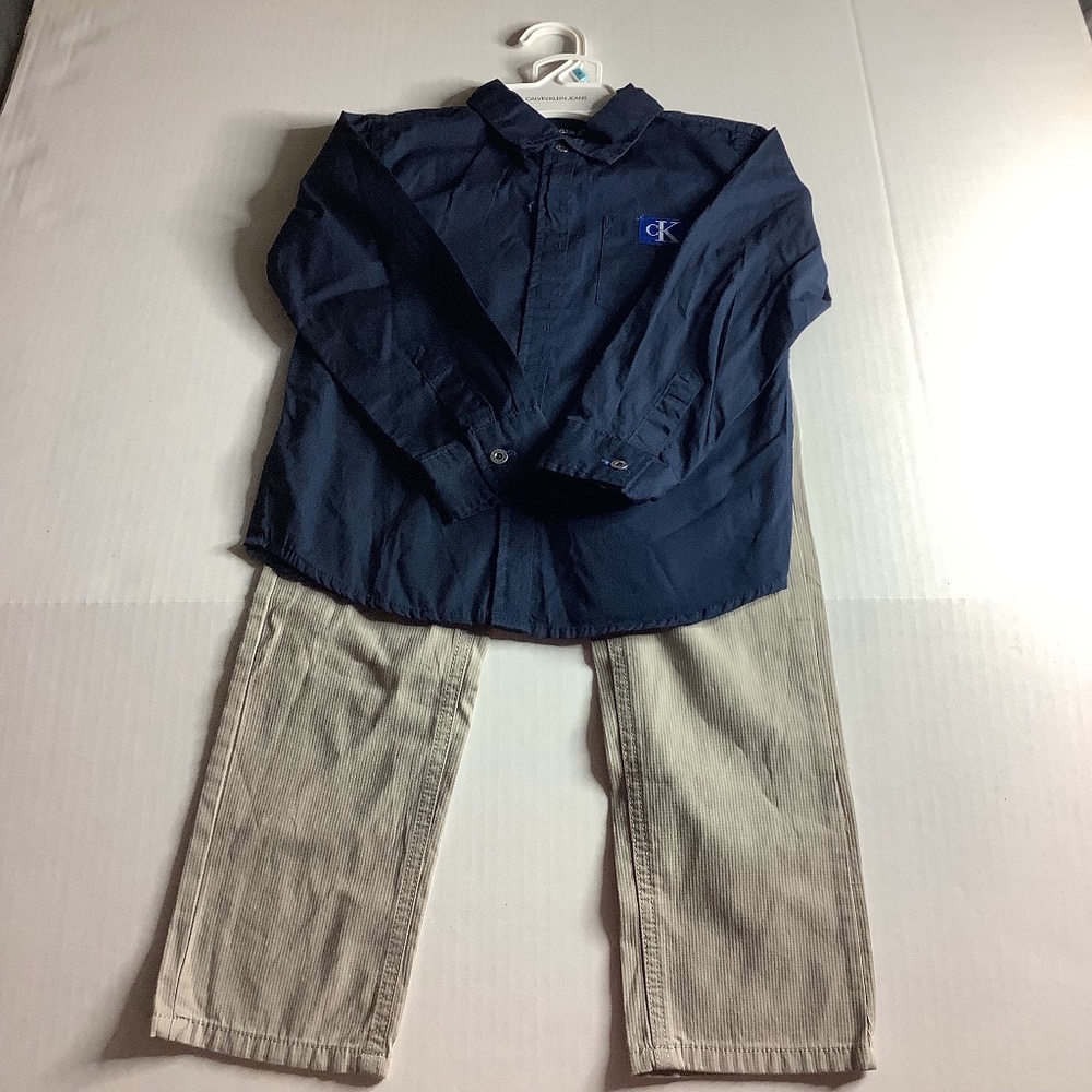 CK  two-piece shirt and pants
